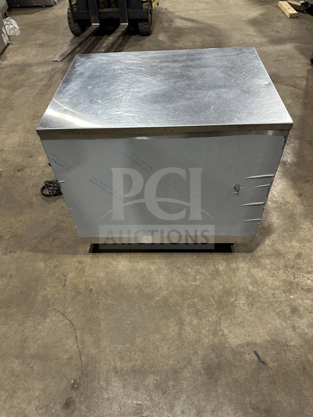 Hatco HDW2W stainless steel countertop electric 2-drawer warmer, model SN: 8167612116, 120V, on legs, used condition.