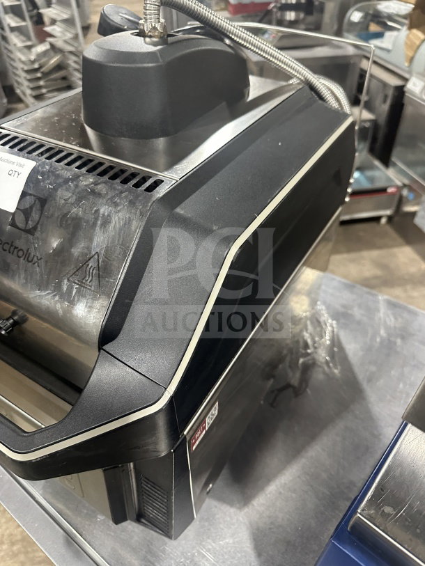 Electrolux HSPP2RPRS countertop electric infrared flat press, stainless steel, digital controls, on legs, 208V, 1 phase.