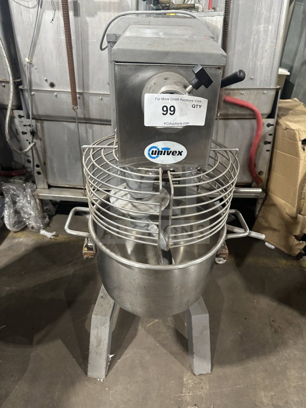 Univex SRM30+ 30 Qt planetary mixer with splash guard, stainless steel bowl, and dough hook. Serial M14010069, 115V 1 phase.