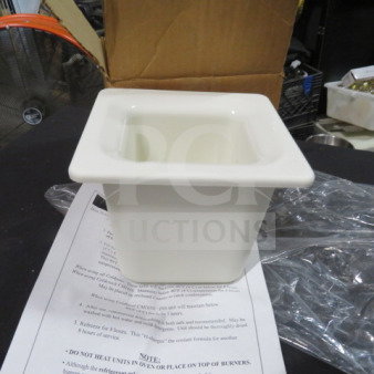 Carlisle 1/6 Size Refrigerator Container, new, white, durable plastic, ideal for food storage.