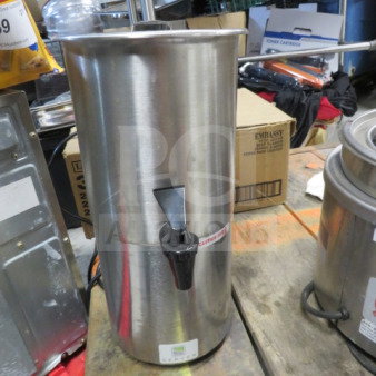 Server model SY-1.5 warmer dispenser with lid, stainless steel, 120 Volt, features a spout, used condition.