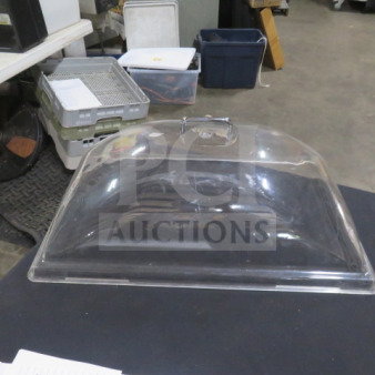Cambro 18x26 clear dome display cover, model DD1826CW, new condition, with handle, ideal for food presentation.