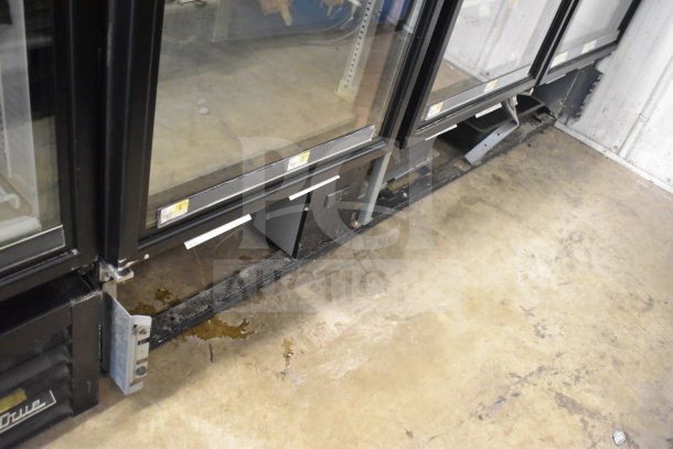 2017 True GDM-72-HC 3 Door Reach-In Cooler Merchandiser, 115V, 1 Phase, tested and working, slight wear at base.