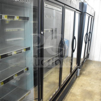 2017 True GDM-72F-HC 3-door reach-in freezer merchandiser, tested, working, 115/208-230V, 1 phase, clear doors, interior shelving.