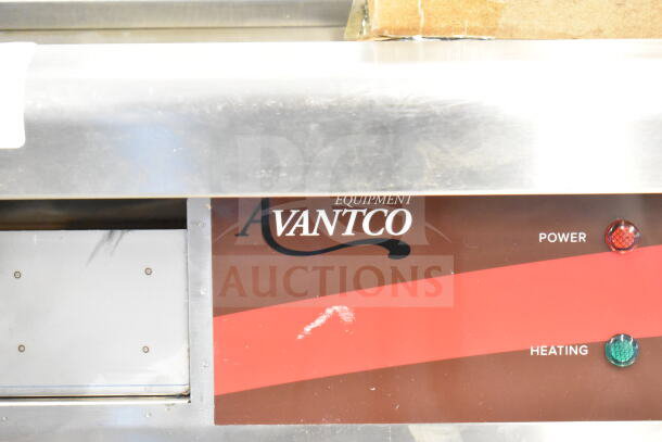 Brand new Avantco 177EG30N 30" electric countertop griddle. Features power and heating indicators. Scratch on front.