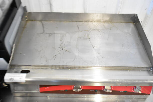 BRAND NEW Avantco 177EG30N 30" Electric Countertop Griddle, scratch and dent condition, 208/240V, visible control knobs.