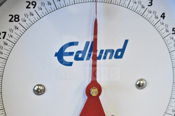 BRAND NEW SCRATCH AND DENT Edlund HD-2 32 oz. Portion Scale, 8.5"x8.5" platform, visible Edlund logo and scale markings.