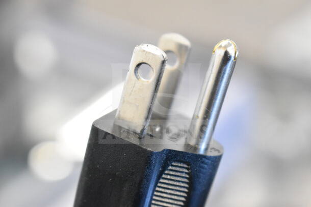 Close-up of a power plug for the Estella 236ECEG26 countertop espresso bean grinder, 120 volts, 1 phase.