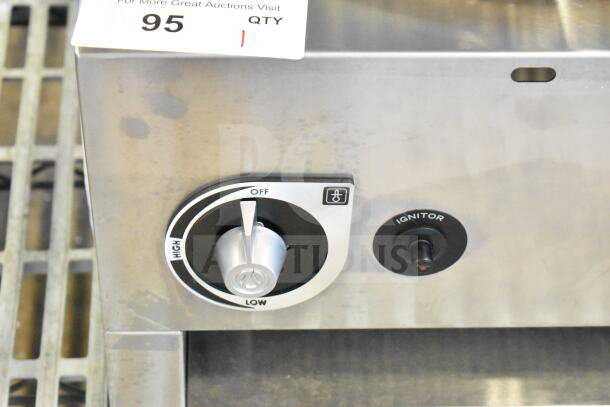 BRAND NEW Carnival King 382GCM16NG 16" Natural Gas Steel Crepe Maker, showing control dial and ignitor. Model: 382GCM16NG.