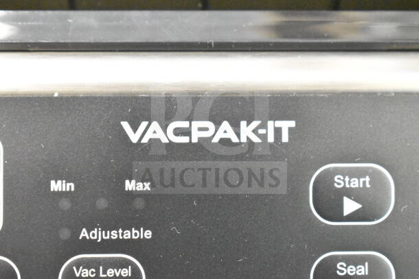 BRAND NEW SCRATCH AND DENT! VacPak-It 186VME12SS vacuum packaging machine control panel, highlighting adjustable vac level and start button.