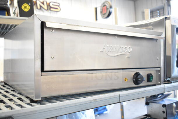 Avantco 177BW32 Stainless Steel Bun Warmer, 32 capacity, brand new scratch and dent, 120V, 1 Phase, visible logo.