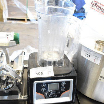 BRAND NEW SCRATCH AND DENT! 2024 AvaMix 928BX2100E 3 1/2 hp Commercial Blender with Touchpad Control, Timer, Adjustable Speed, and 64 oz. Tritan™ Container - 120 Volts, 1 Phase.