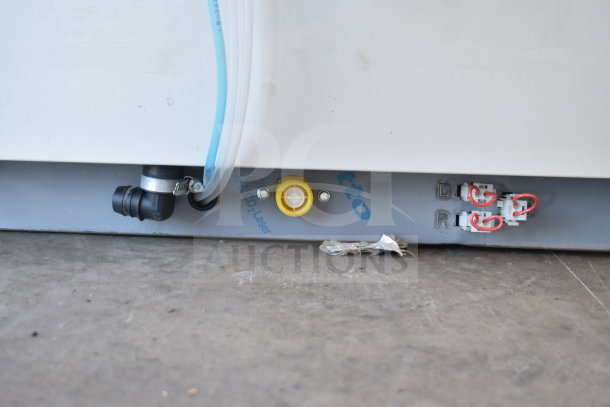 BRAND NEW Noble 495LTUC24 commercial low-temp undercounter dishwasher with 120V, 1 phase. Scratch and dent condition.