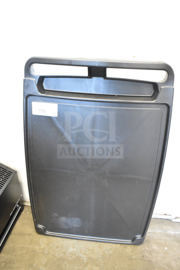 BRAND NEW SCRATCH AND DENT! Metro Top Shelf for Cart - Image 1 of 4