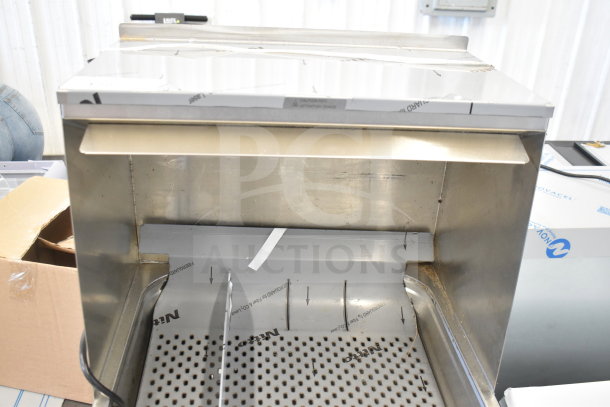 Hatco GRFHS-21 Glo-Ray 21" Fry Holding Station, brand new, 120V, 1 Phase, minor scratches and dents visible.