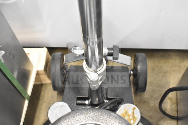 BRAND NEW Lavex Powr-Flite C171HD 17" Rotary Floor Machine, 175 RPM, 115V, scratch and dent condition.