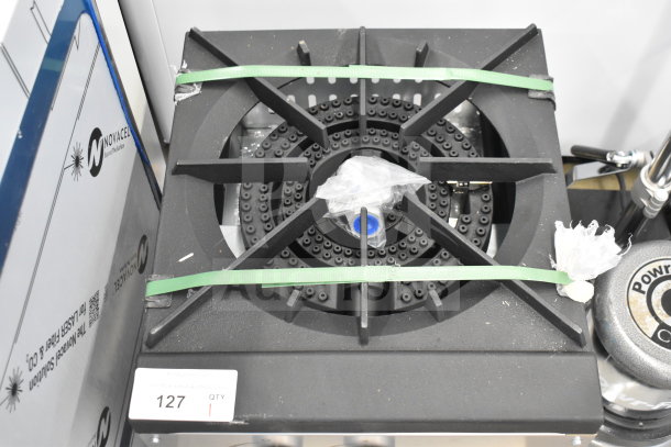 Brand new Cooking Performance Group CPG-SP-18-N natural gas stock pot range, 80,000 BTU, with scratch and dent condition.