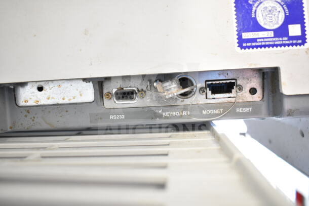 Hobart Quantum-1 commercial food scale ports. Includes RS232, keyboard, ModNet, reset. Tested and working.