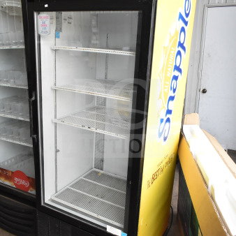 Habco ESM28 commercial single door cooler with Snapple branding, 115V, 1 Phase, good condition; ideal for merchandising.