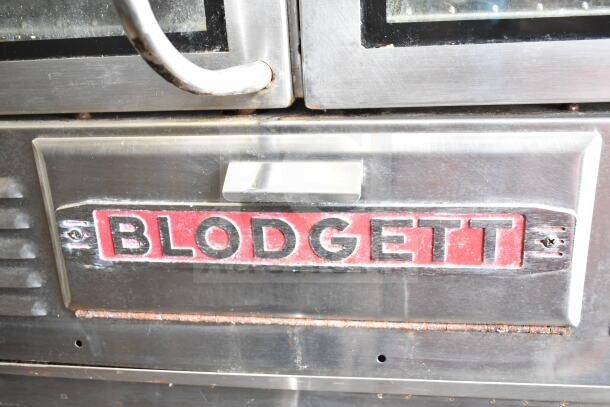 Blodgett commercial gas convection oven with view-through doors. Visible Blodgett logo; sturdy stainless-steel build.