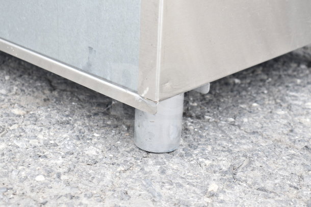 BRAND NEW SCRATCH AND DENT! Eagle B18IC-16D-22 underbar ice chest, 24"x18", 87 lb capacity, stainless steel. No legs.