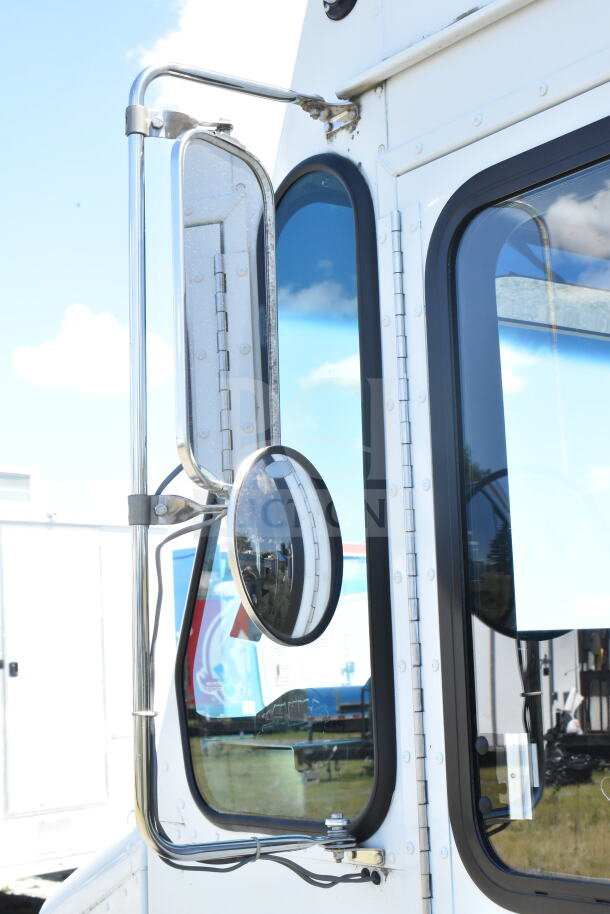 2021 Ford Step Van door mirror and window detail; VIN 1F66F5KN3M0A01361 shown. Excellent condition.