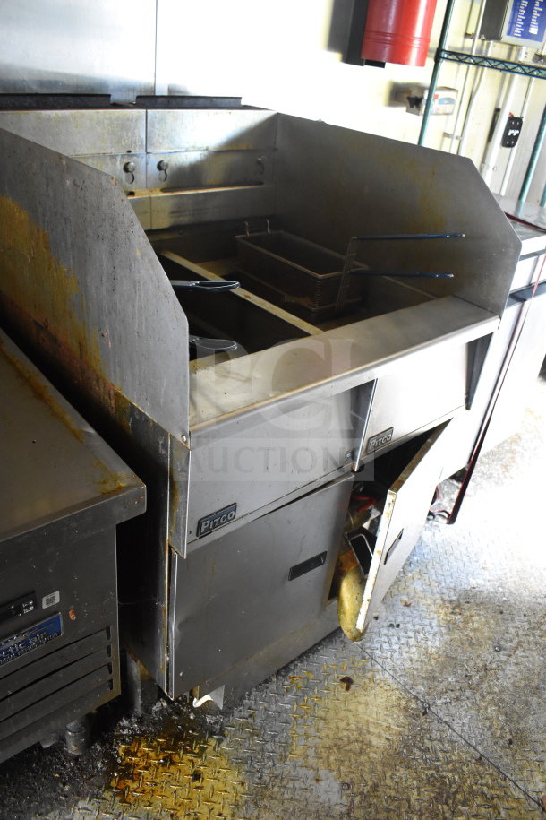 2020 Diamond Cargo food trailer featuring grease hood, fryer, and refrigeration. VIN: 53NBE2427L1083687. Moderate wear.