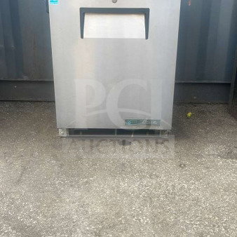 True TUC-24-HC 24" undercounter refrigerator, stainless steel, used condition, visible True branding, energy-efficient.