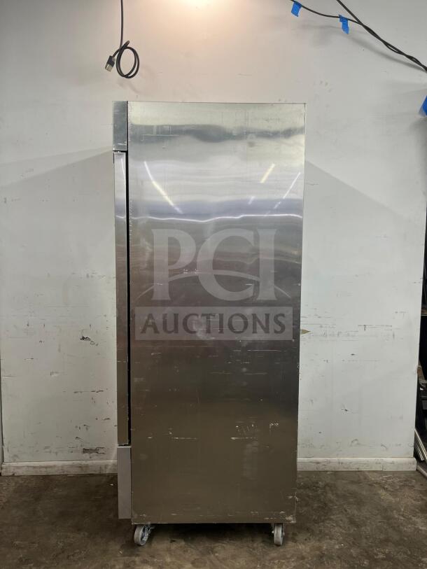 Traulsen G10010 30" solid door reach-in refrigerator, right hinged, stainless steel, on casters, good condition.