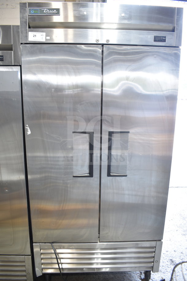 2022 True T-35-HC 2 Door Commercial Reach-In Cooler, stainless steel, digital display, 115V, 1 phase, good condition.
