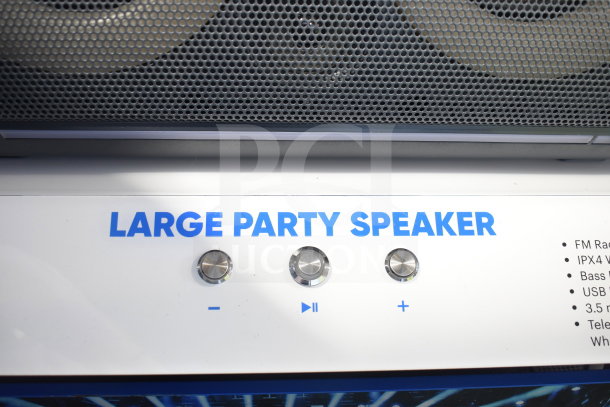 Onn Large Party Speaker with control knobs, FM radio, IPX4 water resistance, USB, and 3.5mm input, in excellent condition.