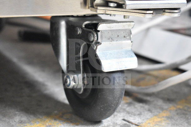 Migali LL-1RG-HC cooler caster, sturdy metal, black wheel. Suitable for commercial use, rated 115 volts, 1 phase.