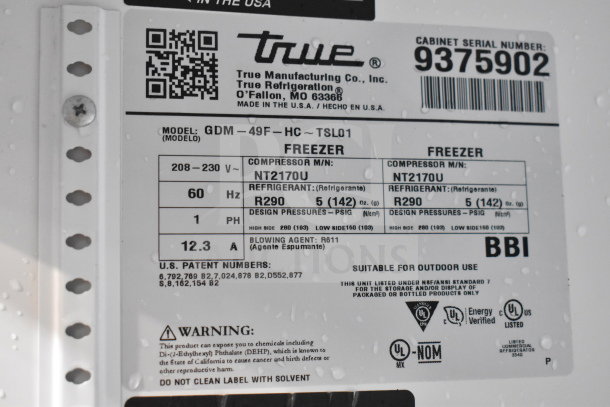 2018 True GDM-49F-HC Commercial Freezer tag, showing model, voltage, refrigerant R290, and energy specifications.