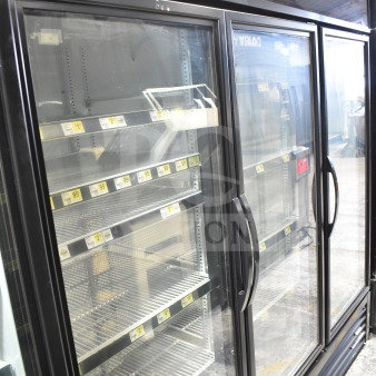 2018 True GDM-72-HC Commercial 3 Door Reach In Cooler, 115V, 1 Phase, tested and working, labeled "Fresh Food."