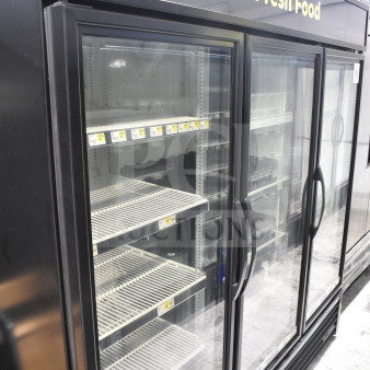 True GDM-72-HC commercial 3-door reach-in cooler, black, on casters. Visible "Fresh Food" label. 115V, 1 phase.