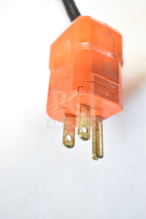 Close-up of an orange power plug for Entree S48-SI-HC Prep Table, indicating 115 volts, 1 phase.