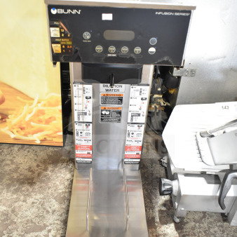 2019 Bunn IC3-DBC commercial iced tea machine, good condition, 120/208V, 1 phase, detailed control panel, instructions visible.