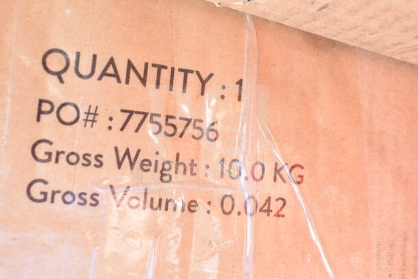 Cardboard box label showing quantity 1, PO# 7755756, gross weight 10.0 kg, gross volume 0.042.
