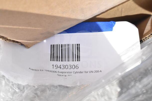 Barcode label for Avamco Ice Evaporator Cylinder, model 19430306, visible on cardboard packaging.