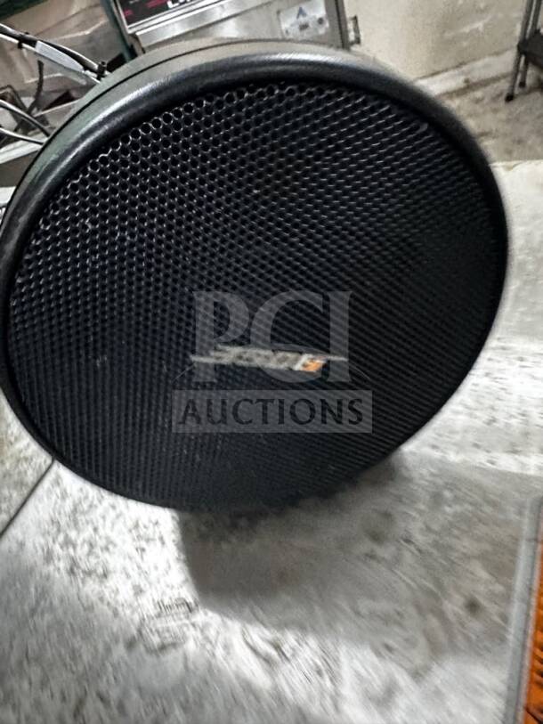 Bose FreeSpace FS2P black pendant speaker, outstanding condition, fully tested, commercial use, model number BOS-S-SPK-1145.