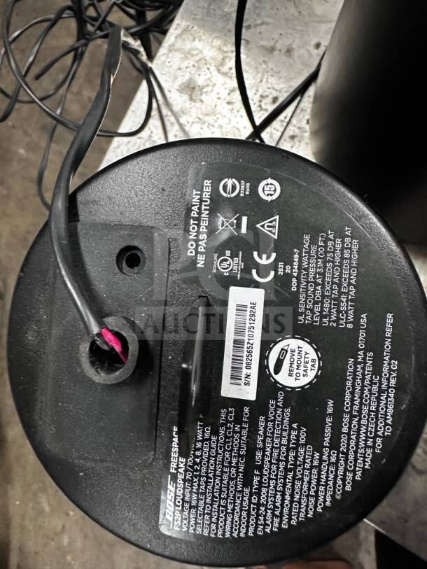 Bose FreeSpace FS2P commercial passive pendant speaker in black. Excellent condition, fully tested, labels show model details.
