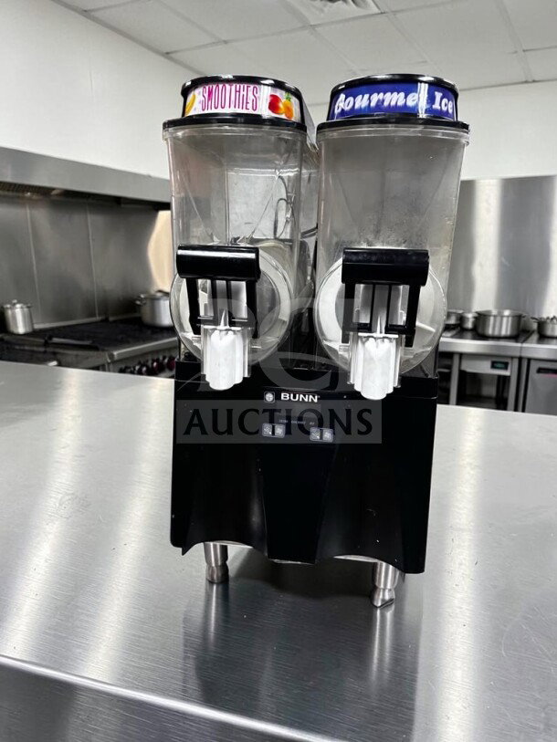 BUNN Ultra-2 Black commercial slushy machine, dual 3-gallon, model 34000.0123, fully operational, smoothie and ice labels.