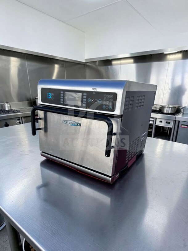 TurboChef i3 rapid cook oven, electric, ventless, one-touch controls, 208/240V, elite condition, fully tested.