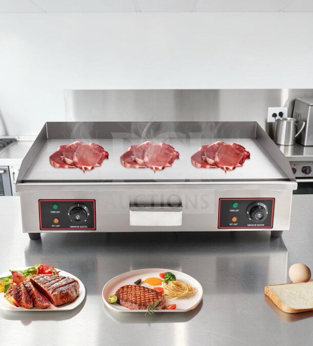 EG-820 commercial electric griddle with 3000W power, 54x30 cm cast iron plate, stainless steel, fully tested, operational.
