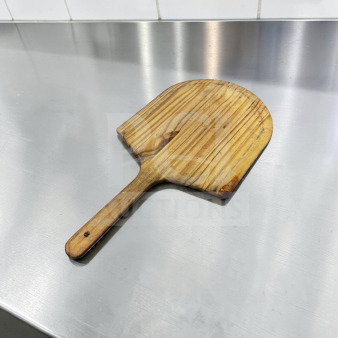 Wooden pizza peel, well-maintained, by Commercial Kitchen Smallwares. Ideal for commercial use. Quantity: 9 available.