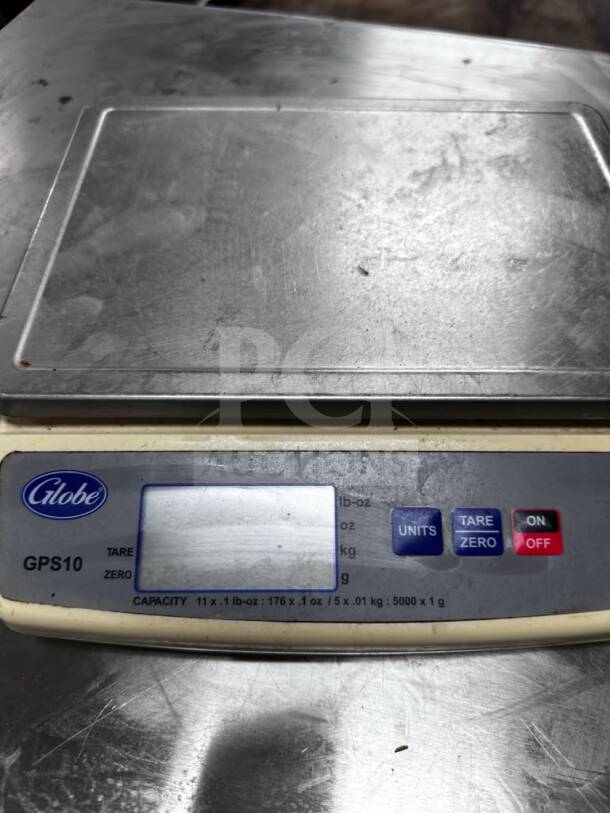 Globe GPS10 digital portion control scale, 10 lb capacity, stainless steel platform, NSF certified, fully tested, excellent condition.