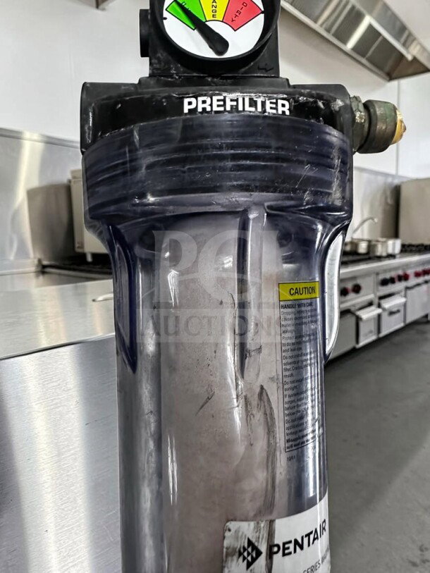 Pentair Everpure E20-DPI water filter system, high-grade condition, visible prefilter label. Ideal for commercial use.