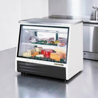 Remarkable True TSID-48-2 refrigerated deli display, 48" curved glass, NSF listed, fully tested and operational.