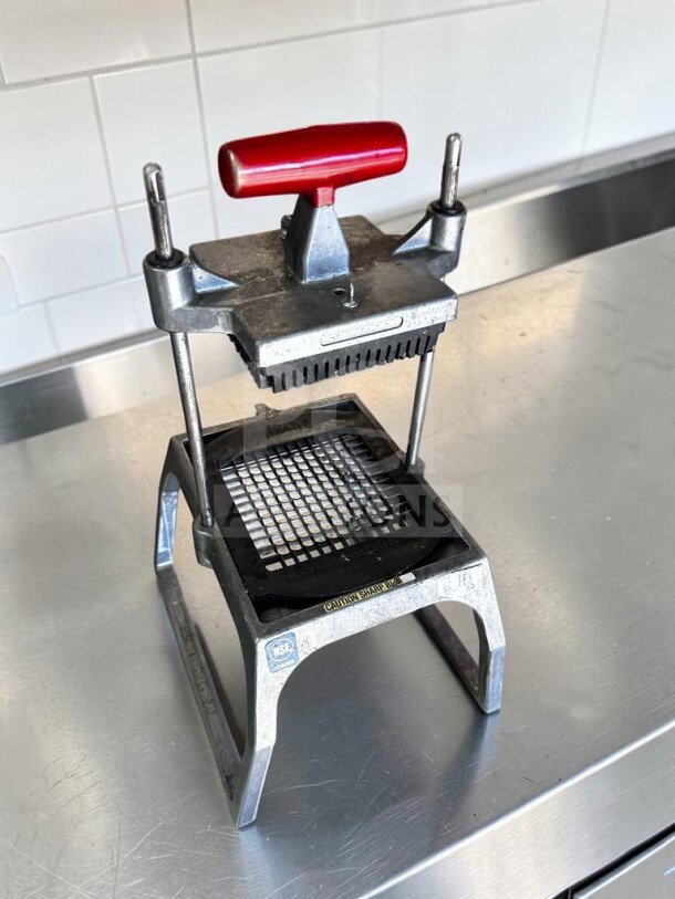 Vollrath 55002 InstaCut 5.0 manual dicer, outstanding condition, NSF certified, 1/2" tabletop dicer, made in USA.