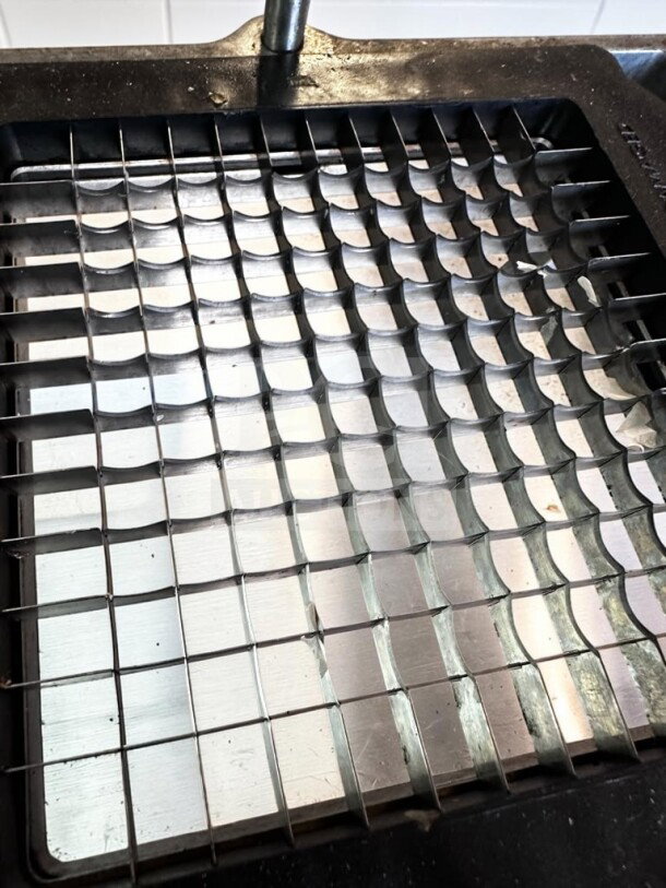 Vollrath 55002 InstaCut 5.0 tabletop dicer in outstanding condition with 1/2” grid, NSF certified, ready for commercial use.